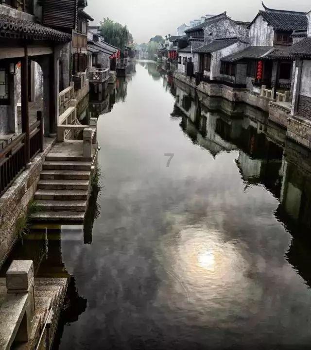 梦见被黑社会注白粉游戏画面